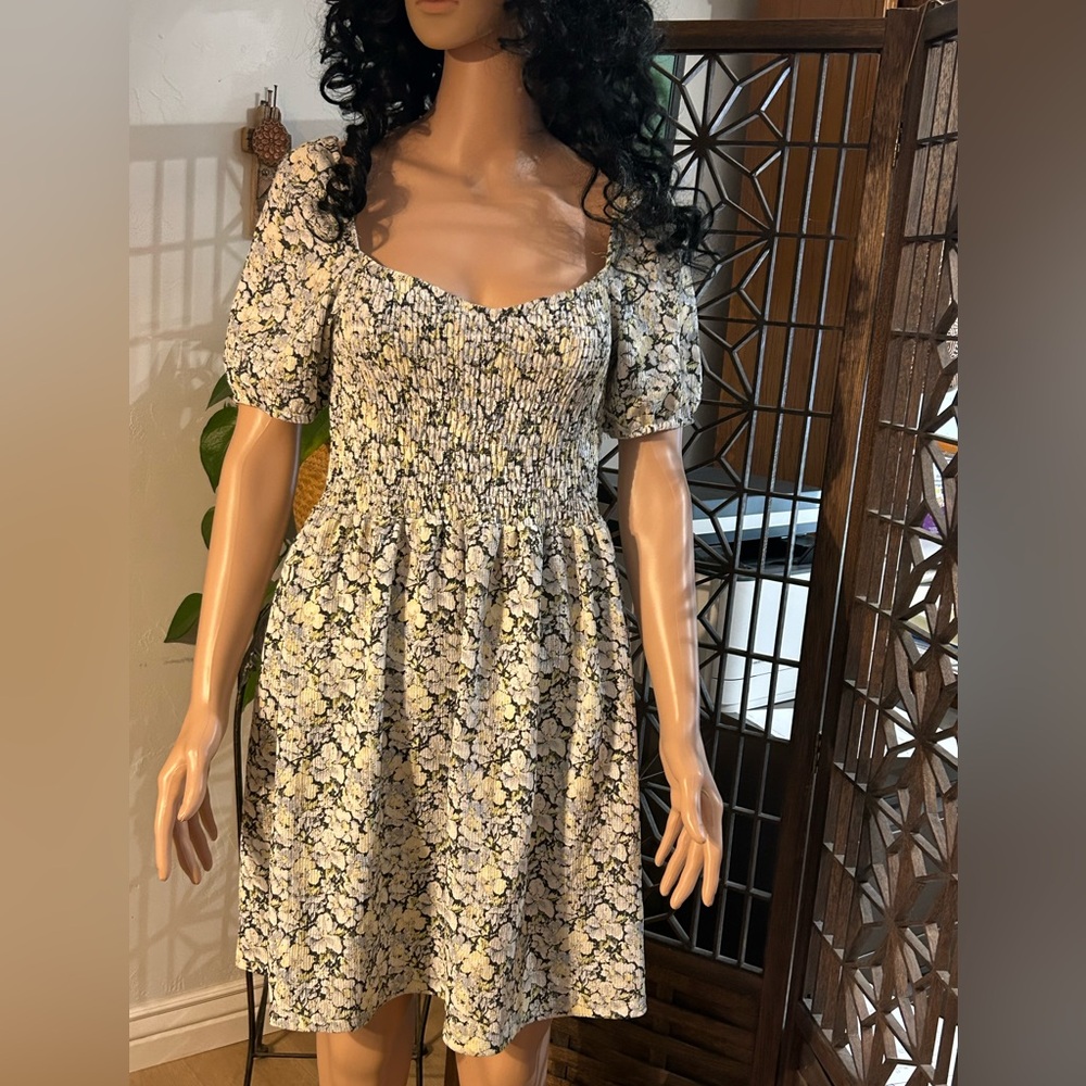 H&M SUN DRESS SIZE S